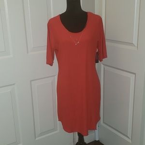 🆕️ Red dress with necklace